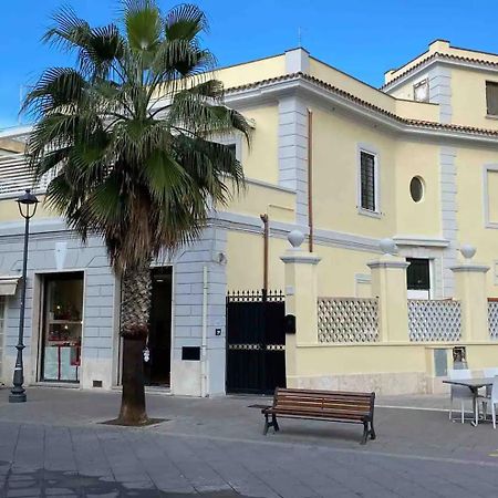 לידו די אוסטיה Rome, Beautiful Apartment In A Vintage Building מראה חיצוני תמונה