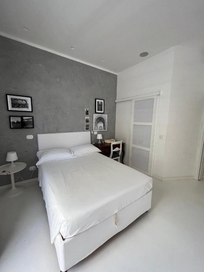 לידו די אוסטיה Rome, Beautiful Apartment In A Vintage Building מראה חיצוני תמונה