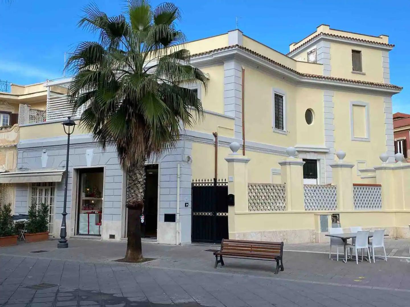 לידו די אוסטיה Rome, Beautiful Apartment In A Vintage Building מראה חיצוני תמונה