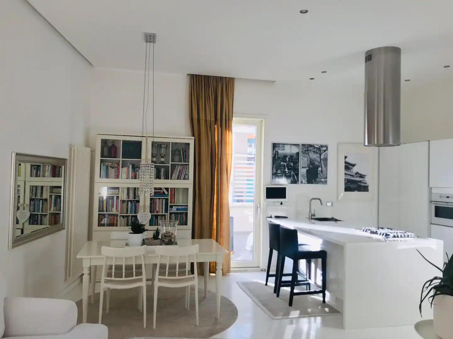 לידו די אוסטיה Rome, Beautiful Apartment In A Vintage Building מראה חיצוני תמונה